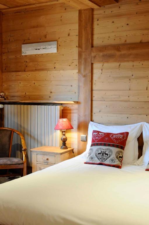 Bed and Breakfast La Ferme D Emilienne Салланш Номер фото